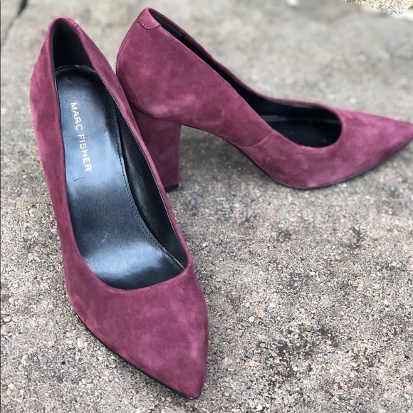 Marc Fisher Shoes - Marc Fisher Vivienne Suede Pumps